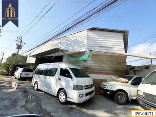 For sale warehouse in Khlong Toei, Bangkok