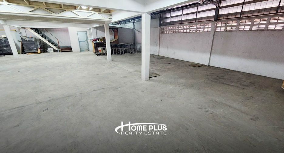 For rent and for sale 4 bedrooms warehouse in Pak Kret, Nonthaburi