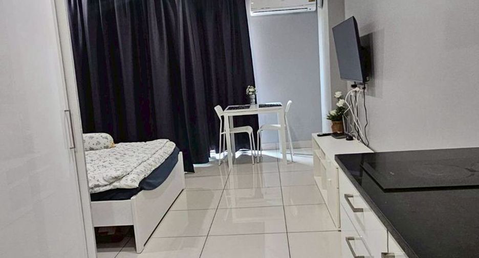 For sale studio condo in Bang Lamung, Chonburi