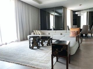 出售 3 卧室 公寓 在 Khlong San, 曼谷