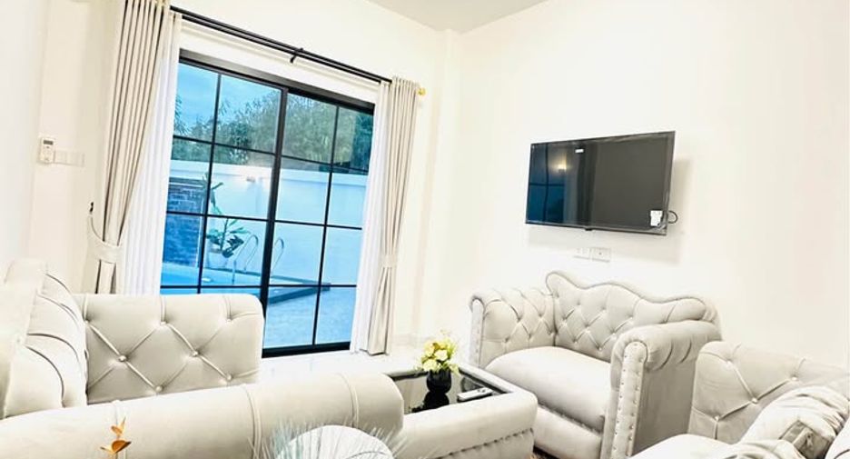 For sale 4 bedrooms house in Bang Lamung, Chonburi