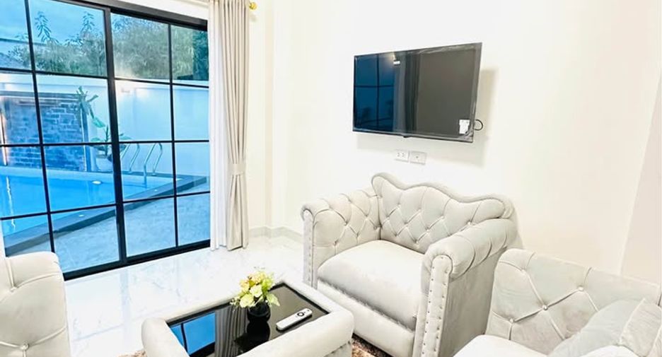 For sale 4 bedrooms house in Bang Lamung, Chonburi