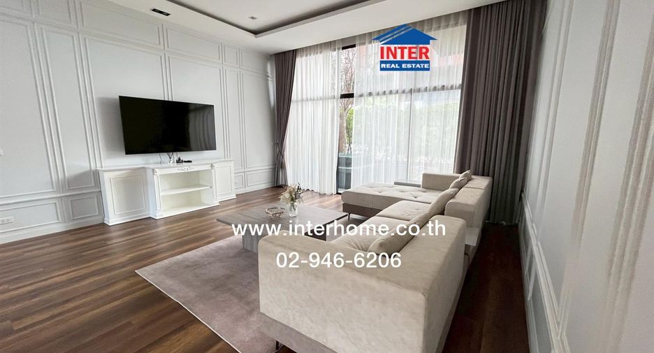 For rent 4 bedrooms townhouse in Mueang Samut Prakan, Samut Prakan