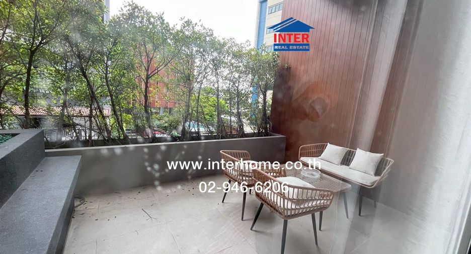 For rent 4 bedrooms townhouse in Mueang Samut Prakan, Samut Prakan