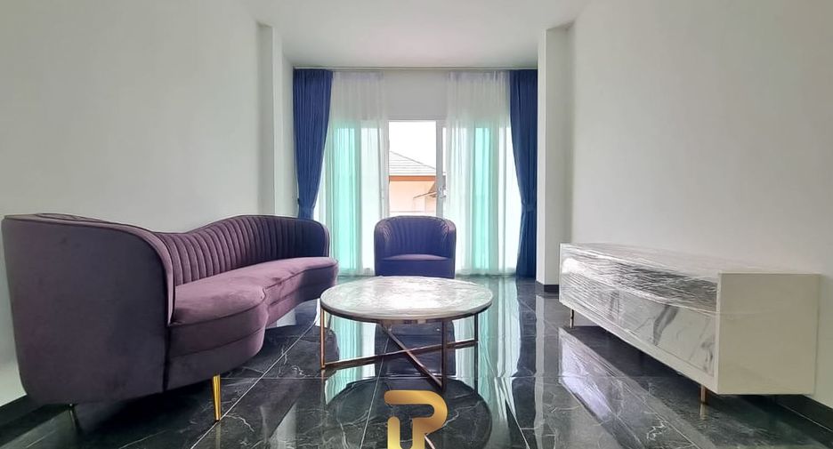 Villa zum Kauf mit 5 Zimmer in Bang Lamung, Chonburi