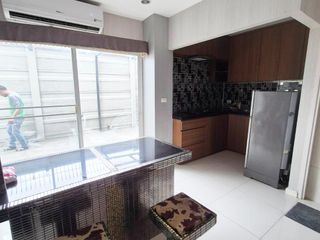 Reihenhaus zur Miete mit 3 Zimmer in Suan Luang, Bangkok