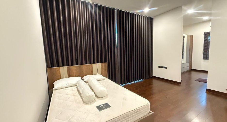For sale 4 bedrooms house in Mueang Samut Sakhon, Samut Sakhon
