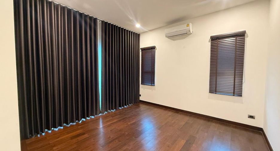 For sale 4 bedrooms house in Mueang Samut Sakhon, Samut Sakhon