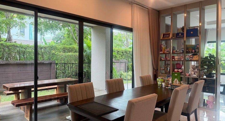 For sale 4 bedrooms house in Mueang Samut Sakhon, Samut Sakhon