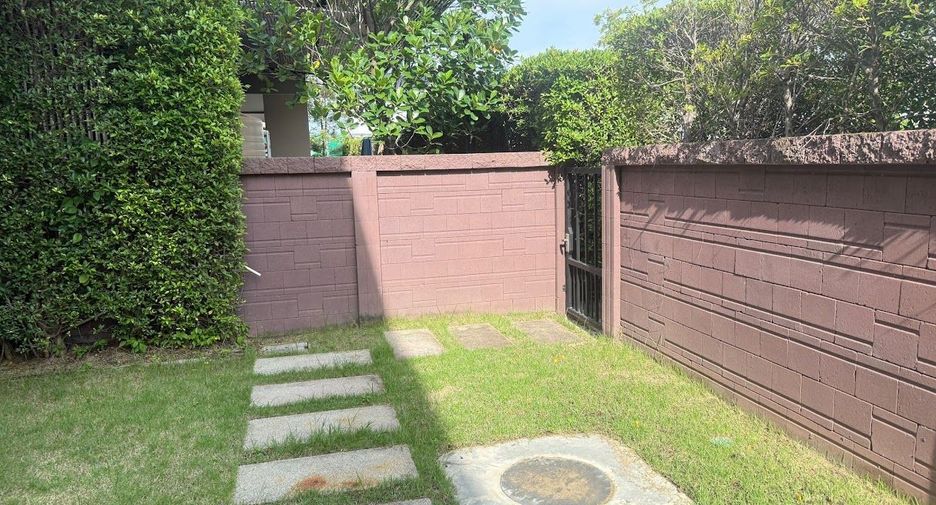 For sale 4 bedrooms house in Mueang Samut Sakhon, Samut Sakhon