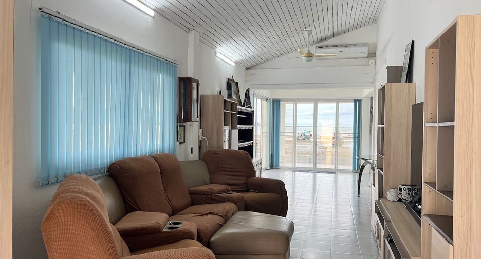 For sale 4 bedrooms house in Mueang Samut Sakhon, Samut Sakhon