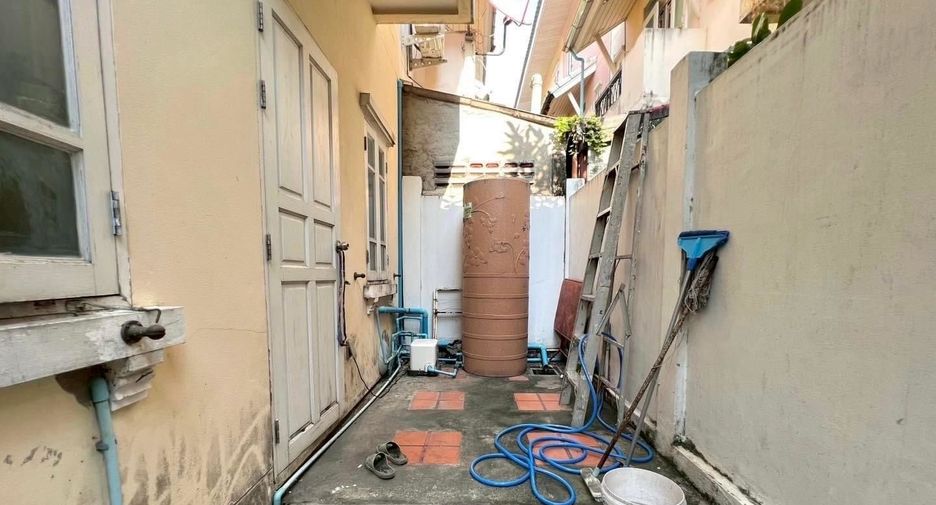 For sale 3 bedrooms townhouse in Sai Mai, Bangkok