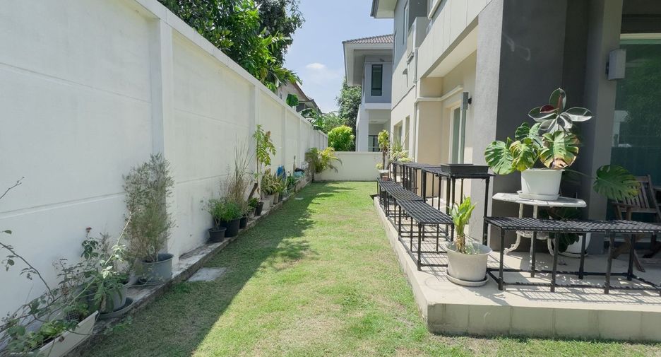 Haus zur Miete und zum Kauf mit 4 Zimmer in Bang Khen, Bangkok
