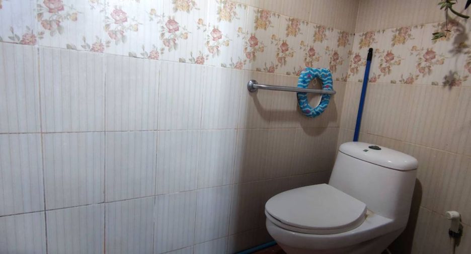 Reihenhaus zum Kauf mit 2 Zimmer in Mueang Samut Prakan, Samut Prakan