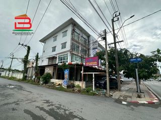 For rent and for sale retail Space in Sai Mai, Bangkok