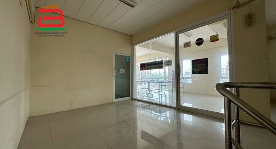 Gewerbefläche zur Miete und zum Kauf in Sai Mai, Bangkok
