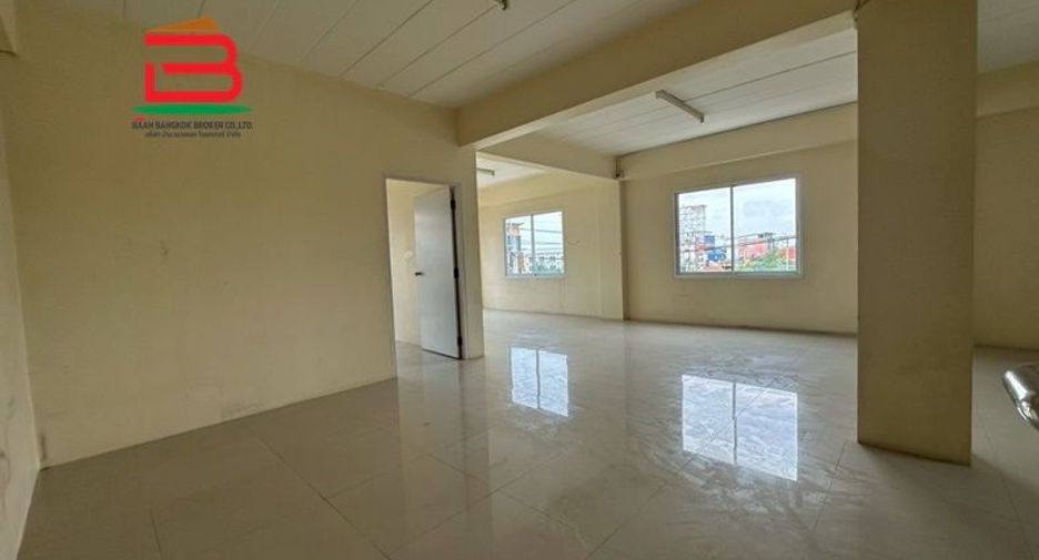 Gewerbefläche zur Miete und zum Kauf in Sai Mai, Bangkok