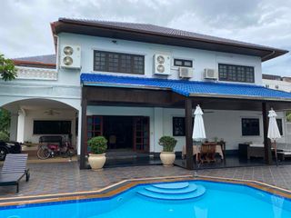 For sale 6 bed house in Hua Hin, Prachuap Khiri Khan