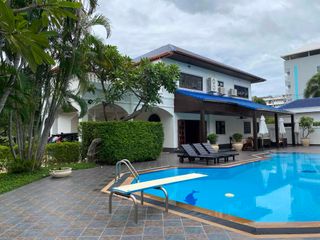 For sale 6 bed house in Hua Hin, Prachuap Khiri Khan