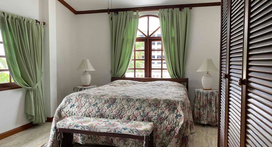 For sale 6 bedrooms house in Hua Hin, Prachuap Khiri Khan