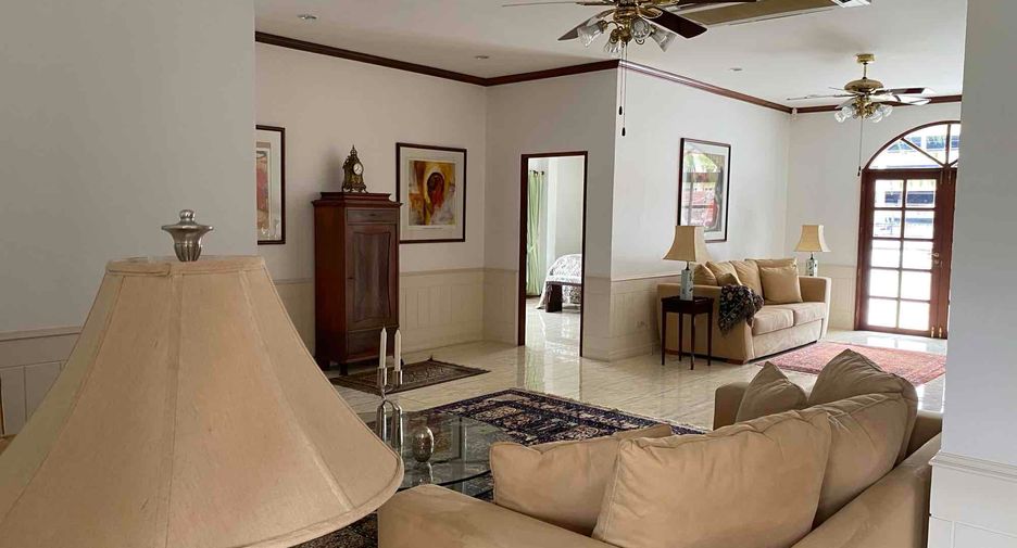 For sale 6 bedrooms house in Hua Hin, Prachuap Khiri Khan