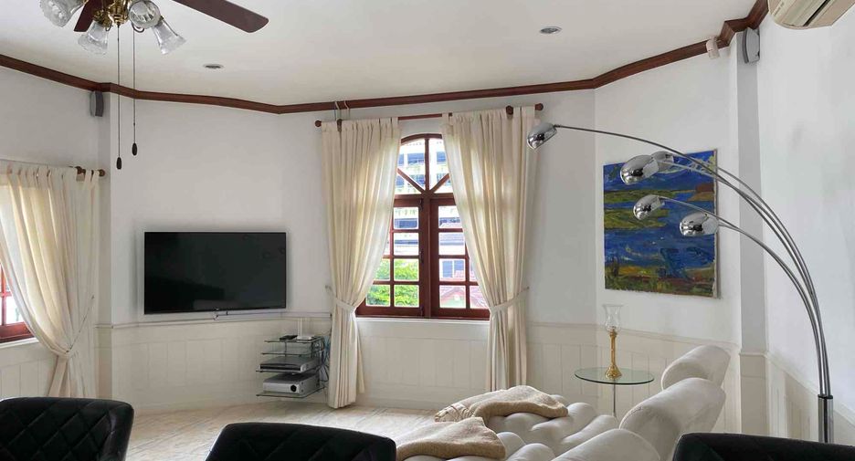 For sale 6 bedrooms house in Hua Hin, Prachuap Khiri Khan