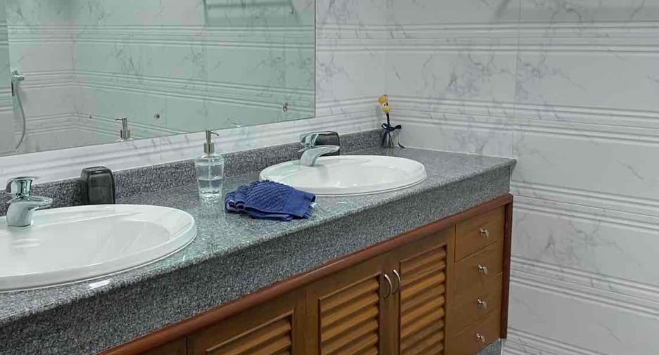 For sale 6 bedrooms house in Hua Hin, Prachuap Khiri Khan