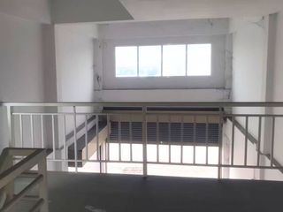 Gewerbefläche zum Kauf mit 4 Zimmer in Si Racha, Chonburi