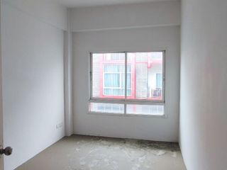 Gewerbefläche zum Kauf mit 4 Zimmer in Si Racha, Chonburi