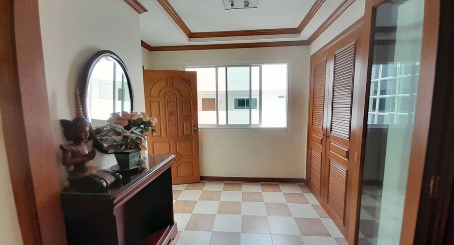 À vendre 3 chambres condo à Sattahip, Chonburi