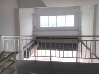 Gewerbefläche zum Kauf mit 4 Zimmer in Si Racha, Chonburi