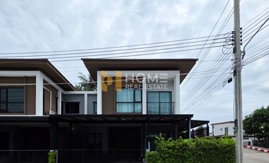 À vendre 4 chambres maison à Bang Khun Thian, Bangkok