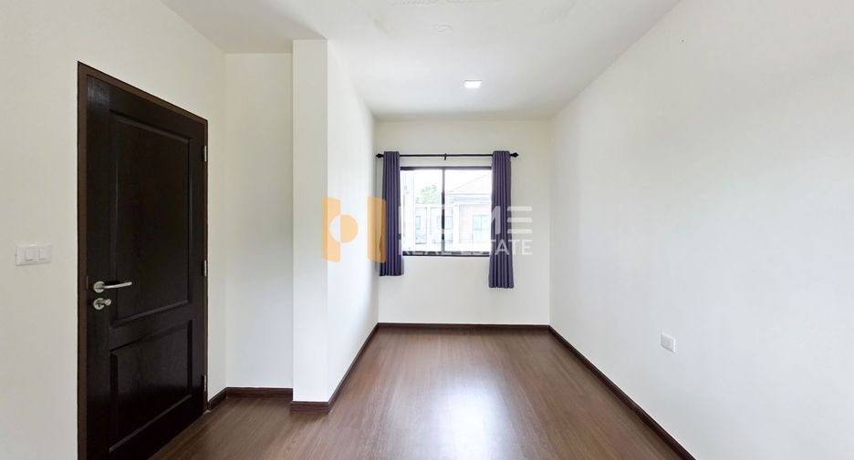 For sale 4 bedrooms house in Bang Khun Thian, Bangkok