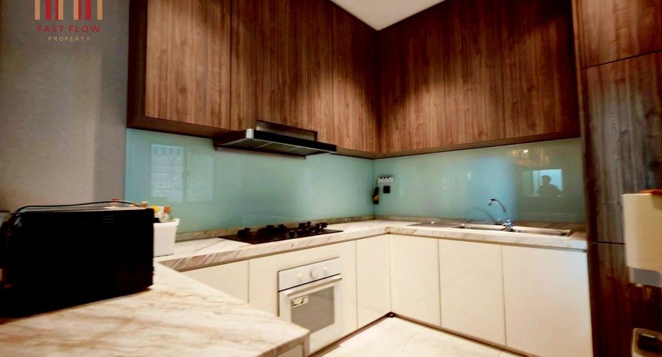 For rent 4 bedrooms house in Saphan Sung, Bangkok