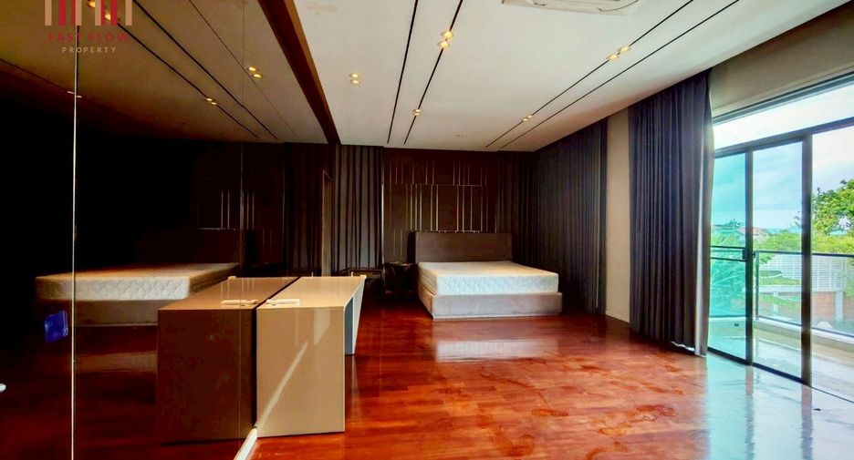 For rent 4 bedrooms house in Saphan Sung, Bangkok