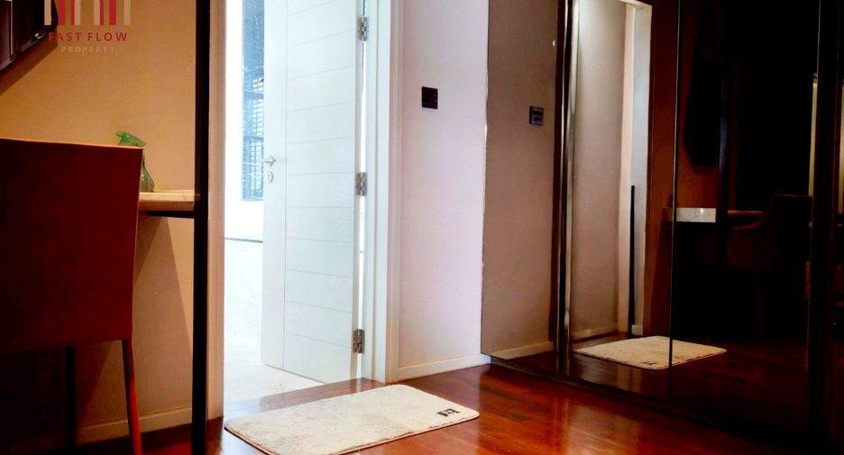 For rent 4 bedrooms house in Saphan Sung, Bangkok