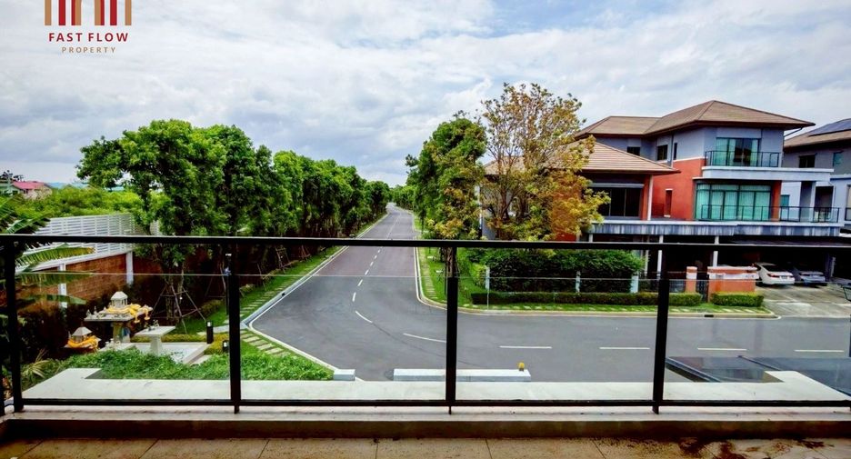For rent 4 bedrooms house in Saphan Sung, Bangkok