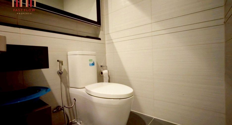 For rent 4 bedrooms house in Saphan Sung, Bangkok