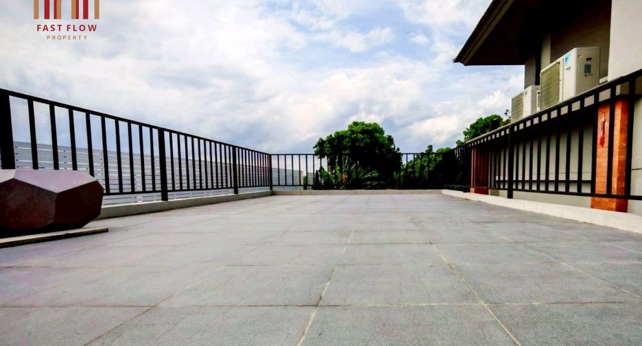For rent 4 bedrooms house in Saphan Sung, Bangkok