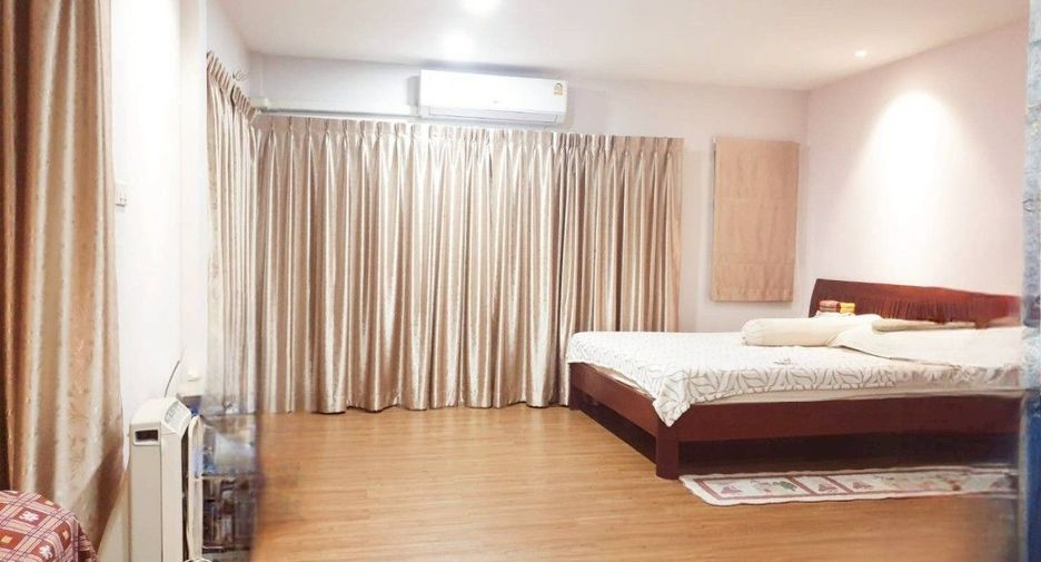 For sale 3 bedrooms house in Min Buri, Bangkok