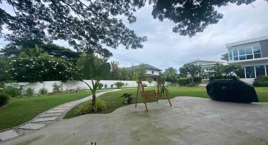 Villa en venta de 5 habitaciones en Cha Am, Phetchaburi