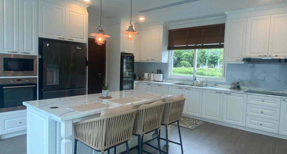 Villa en venta de 5 habitaciones en Cha Am, Phetchaburi