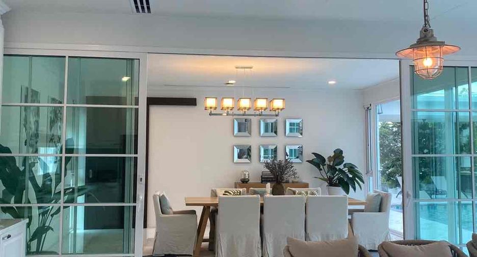 Villa en venta de 5 habitaciones en Cha Am, Phetchaburi