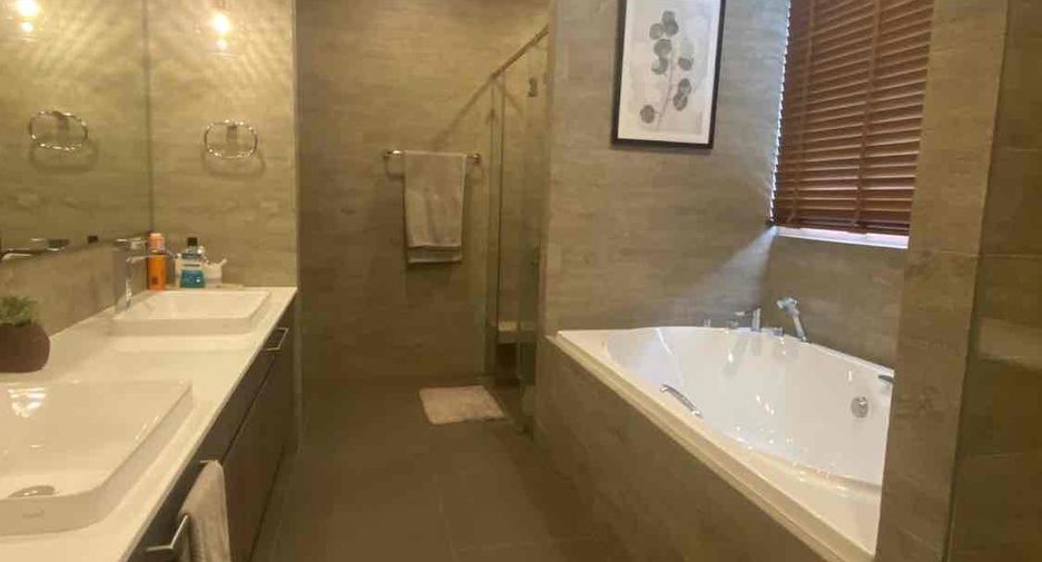 Villa en venta de 5 habitaciones en Cha Am, Phetchaburi