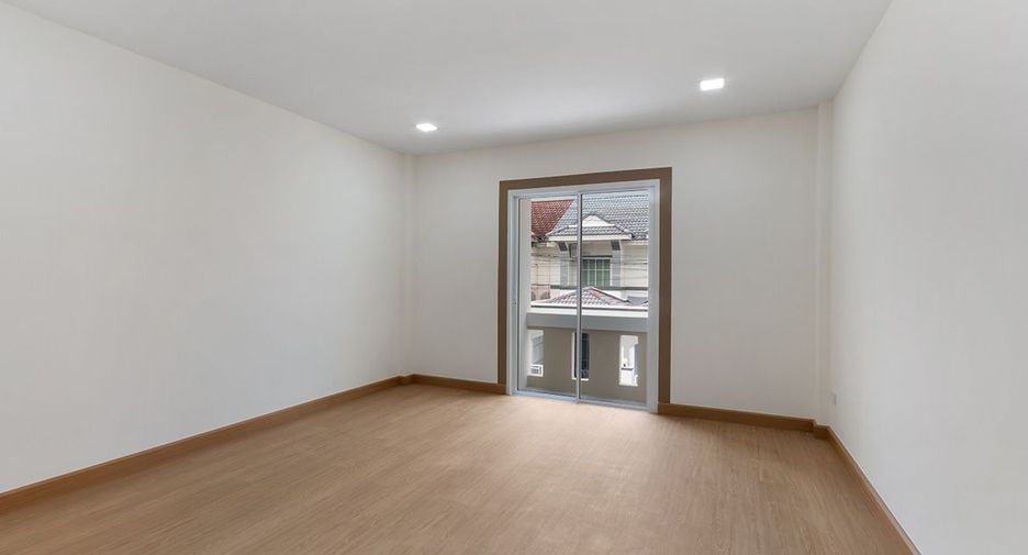 For sale 2 ベッドルーム townhouse in Bang Bua Thong, Nonthaburi