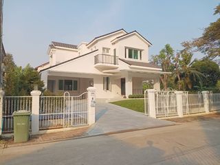 ให้เช่า 4 ห้องนอน บ้านเดี่ยว ใน เมืองสมุทรปราการ, สมุทรปราการ