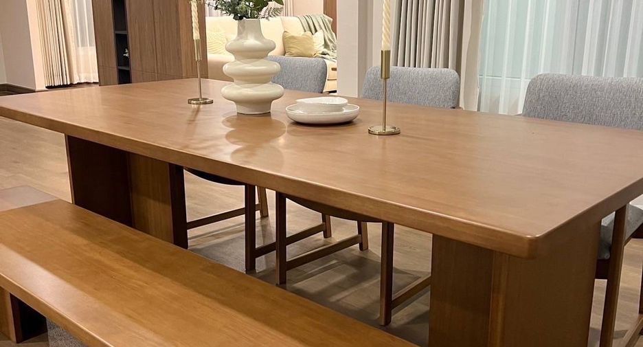 For rent 4 bedrooms house in Mueang Samut Prakan, Samut Prakan