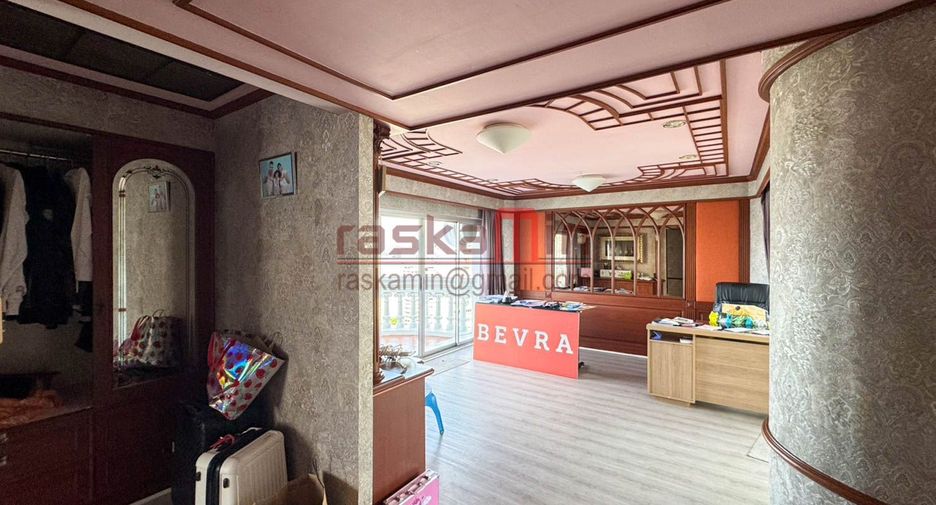 For sale 5 bedrooms condo in Bang Lamung, Chonburi