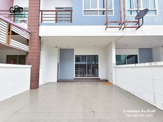 For sale 3 bed townhouse in Mueang Udon Thani, Udon Thani