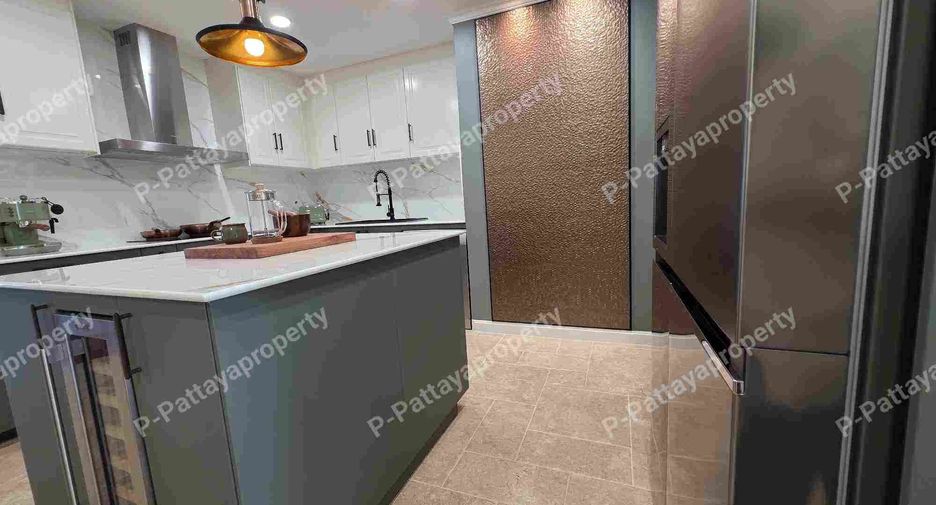 For sale 4 bedrooms condo in Bang Lamung, Chonburi